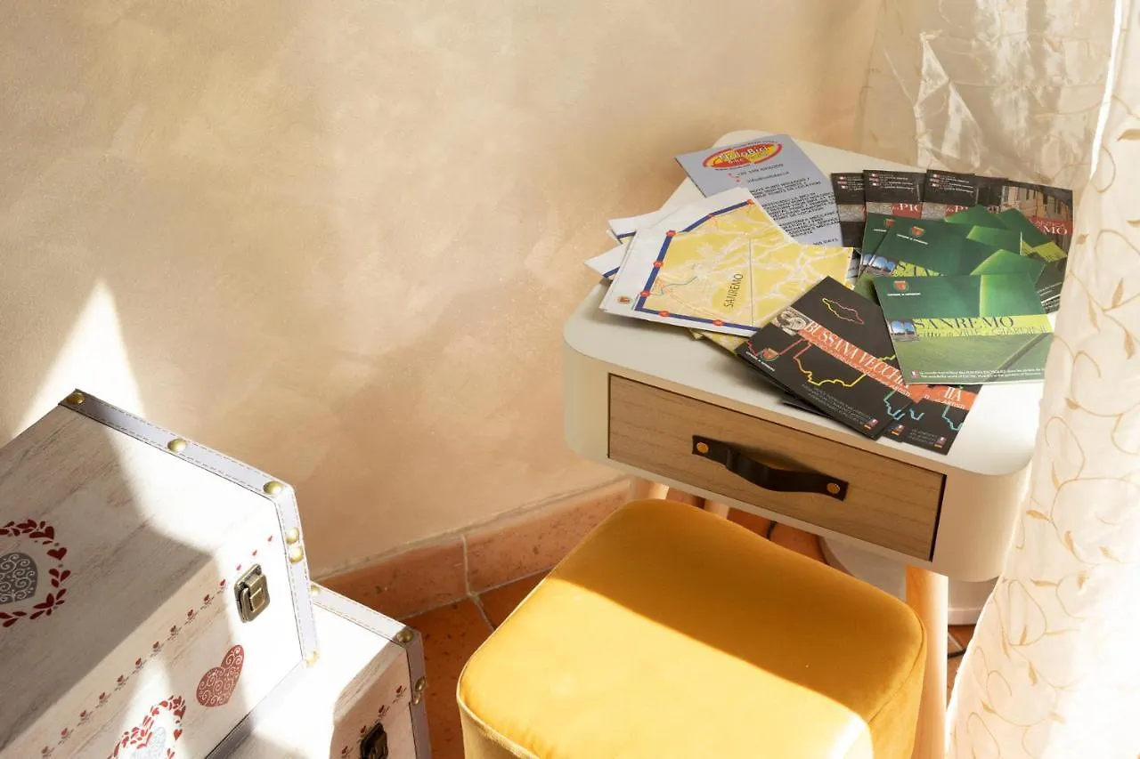 Appartamento indipendente in villa Sanremo Italia